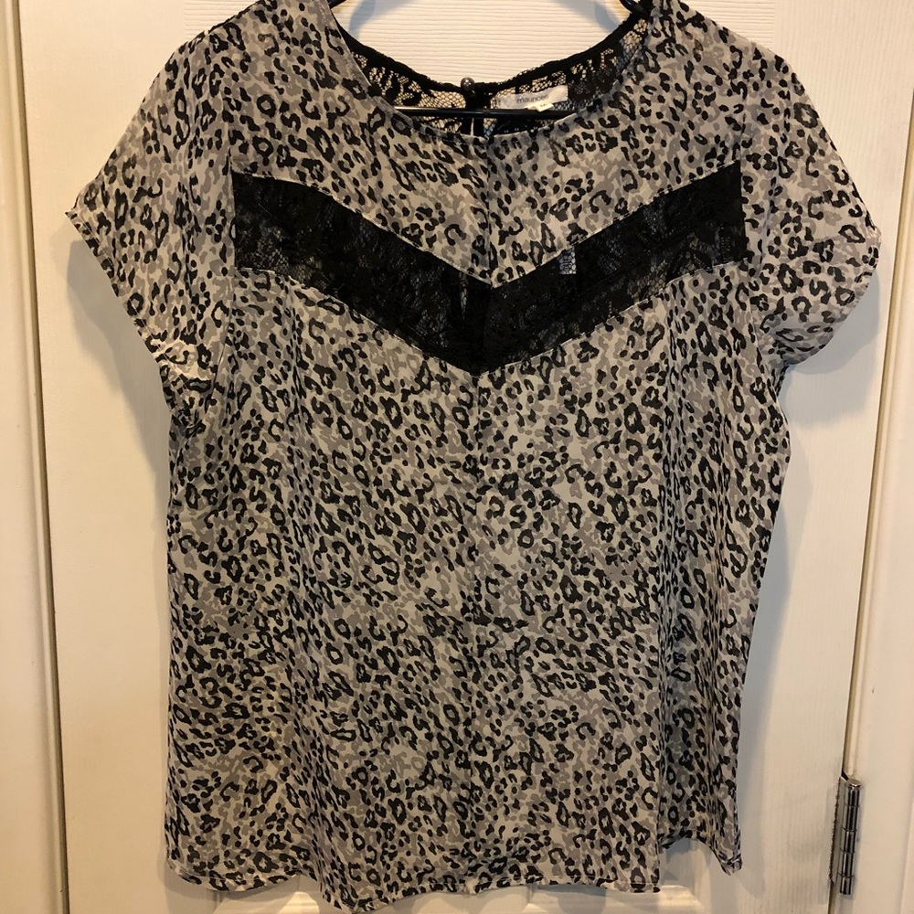 NWT Maurice’s Leopard Print Dressy shirt